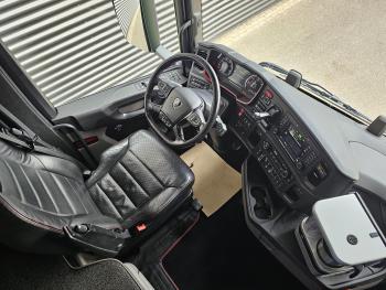 Scania S770 6x4 / FULL AIR / RETARDER